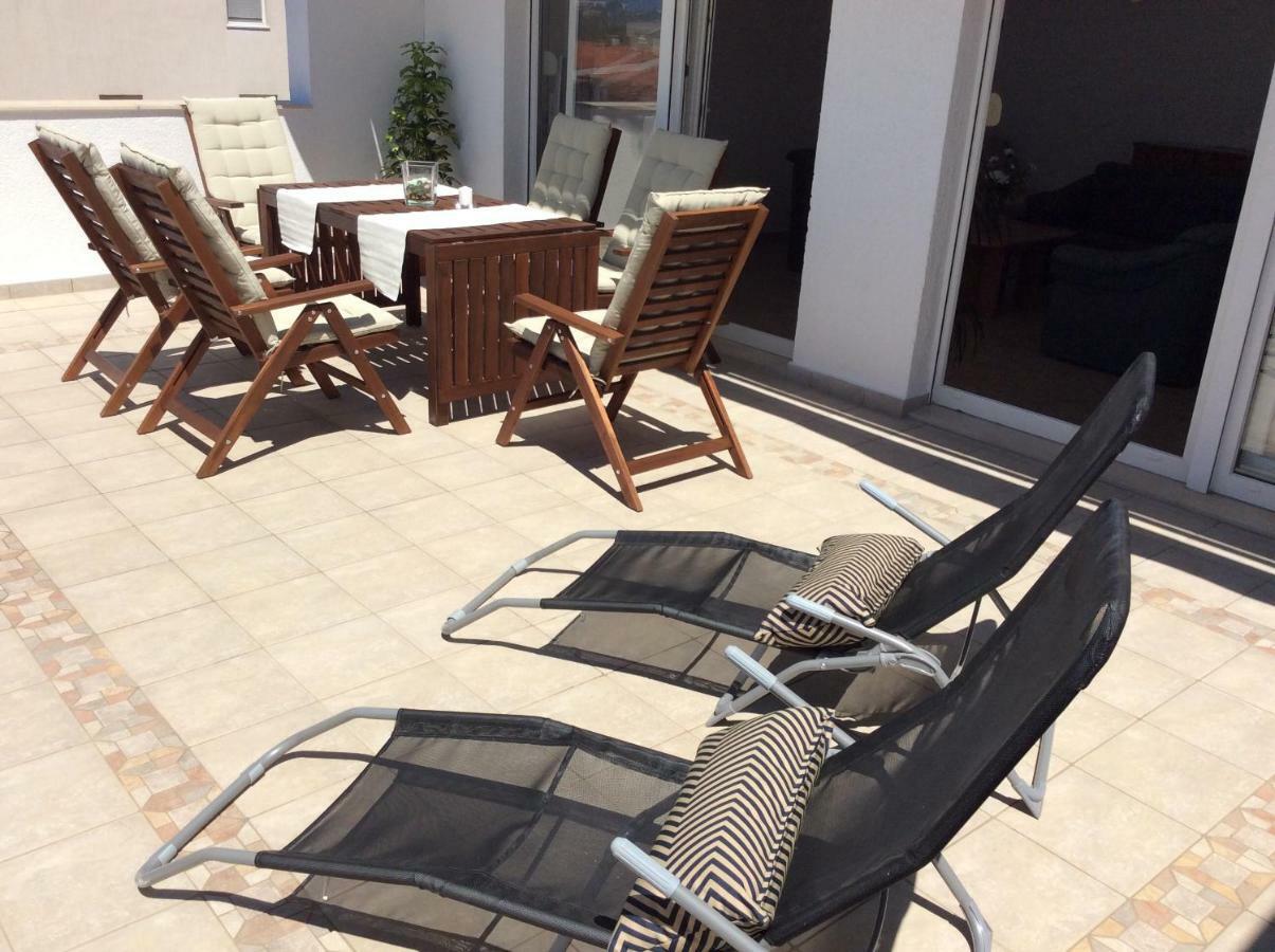 Beach Apartment Lux View Split Exterior photo